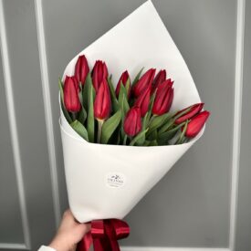 доставка тюльпанов феодосия