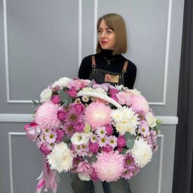 Большая корзина цветов