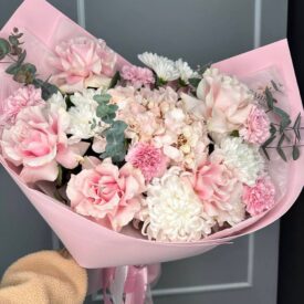 букет французской розы и гортензии