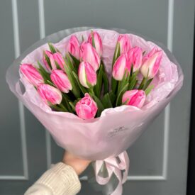 Круглый букет из тюльпанов. 8 марта