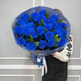 Эксклюзивный букет синих роз