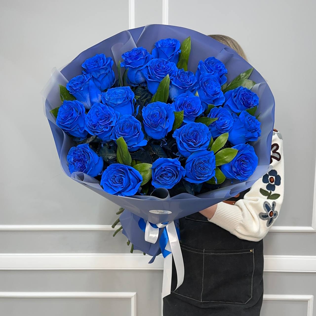 Эксклюзивный букет синих роз