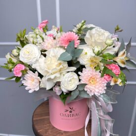 Красивая коробочка цветов